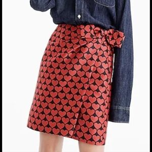 $110 J.Crew Wrap skirt in jacquard hearts Size 0